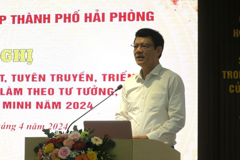 Đồng chí Đỗ Quang Khoa, Bí thư Đảng ủy Khối Doanh nghiệp thành phố phát động Cuộc thi chính luận.
