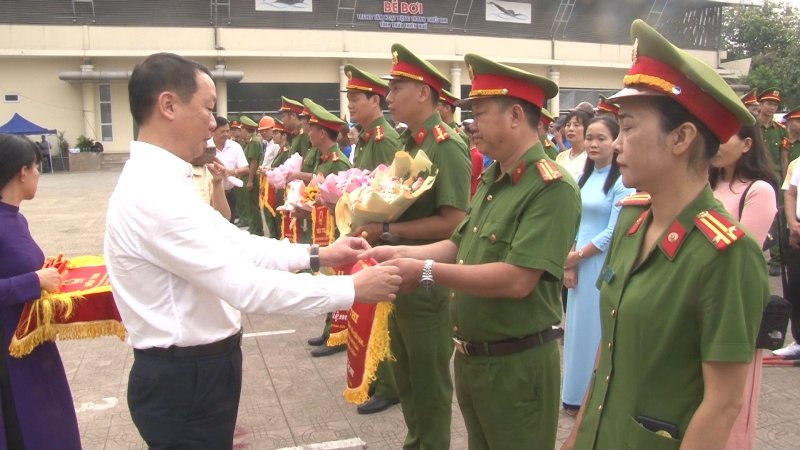 Phóng sự ảnh- Huế- Khai mạc Hội thi “Tổ Liên gia an toàn Phòng cháy chữa cháy”