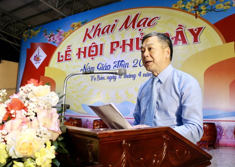 Ông Trần Lê Đoài - Phó Chủ tịch UBND tỉnh Nam Định phát biểu khai mạc lễ hội