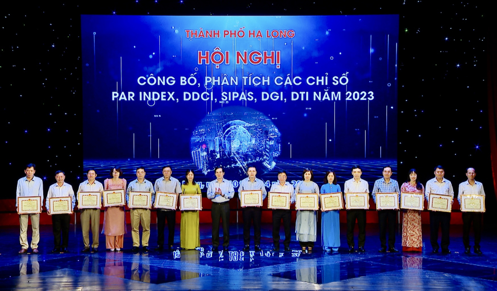 Thành phố Hạ Long tổ chức hội nghị phân tích chuyên sâu và công bố 5 chỉ số cải cách hành chính