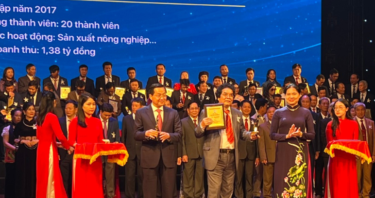 2 Hợp tác xã tiêu biểu của tỉnh Lạng Sơn được trao giải Ngôi sao Hợp tác xã 2024