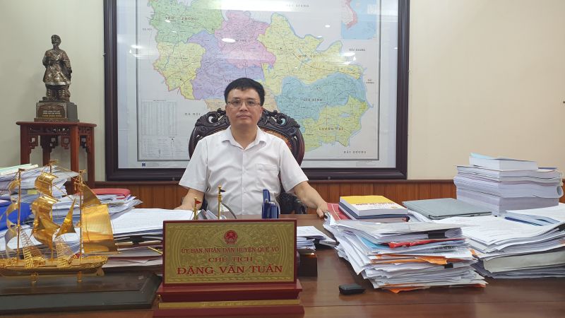 Chủ tịch UBND thị xã Quế Võ Đặng Văn Tuấn.