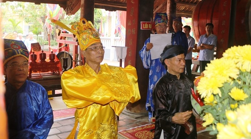 Lễ cáo yết tại Di tích Quốc gia Bảng Môn Đình được tổ chức vào sáng 17/4.