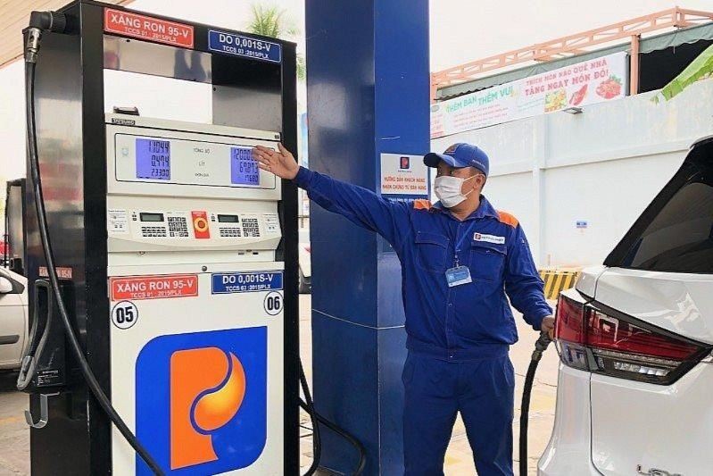 Giá xăng trong nước hôm nay dự báo tăng, giá dầu giảm trong kỳ điều hành mới