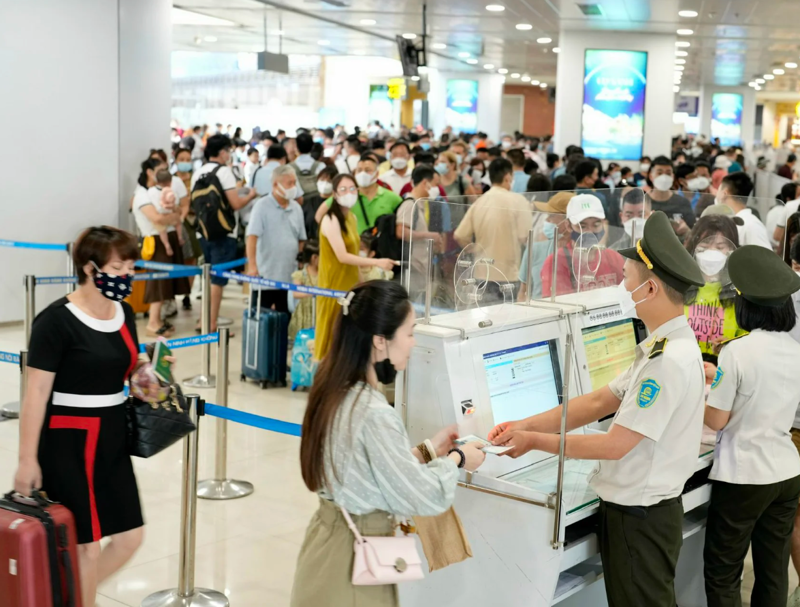Nhiều dự báo cho thấy giá vé máy bay trên thế giới thời gian tới sẽ tiếp tục tăng cao hơn so với thời điểm trước