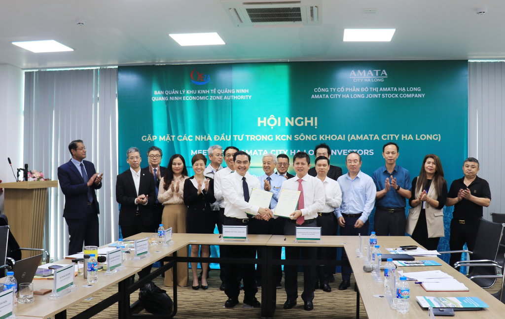 Công ty CP Đô thị Amata Hạ Long và Trung tâm Viện Công nghệ châu Á tại Việt Nam ký kết biên bản ghi nhớ.