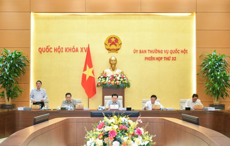 Phó Chủ tịch Quốc hội Nguyễn Đức Hải điều hành nội dung phiên họp