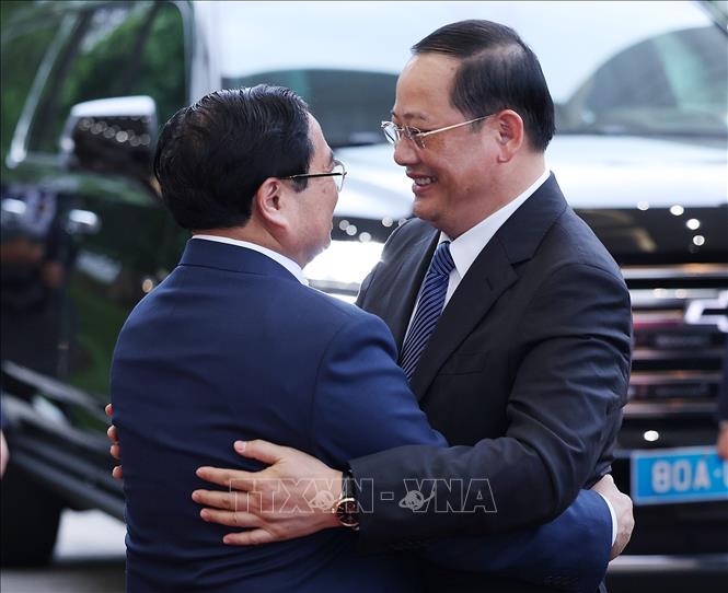 Thủ tướng Phạm Minh Chính đón Thủ tướng Lào Sonexay Siphandone.