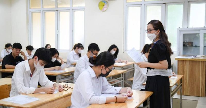 Hôm nay, học sinh lớp 12 bắt đầu thử đăng ký thi tốt nghiệp THPT