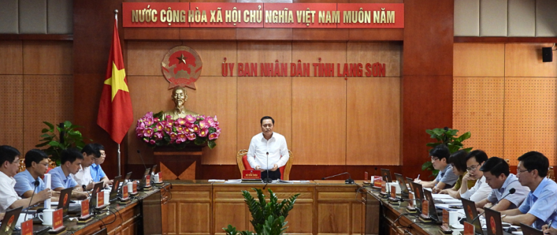 Chủ tịch UBND tỉnh Lạng Sơn Hồ Tiến Thiệu phát biểu chỉ đạo tại cuộc họp chuyên đề về giải phóng mặt bằng