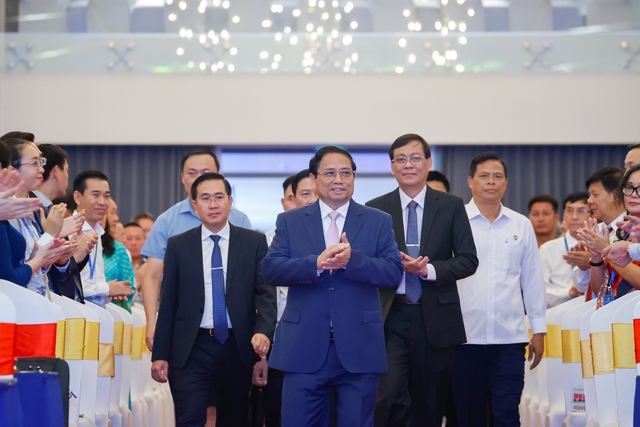 Thủ tướng Phạm Minh Chính dự hội nghị công bố Quy hoạch tỉnh thời kỳ 2021-2030, tầm nhìn đến năm 2050 và xúc tiến đầu tư tỉnh Ninh Thuận - Ảnh: VGP/Nhật Bắc