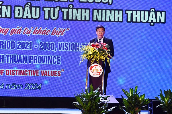 Ông Nguyễn Đức Thanh, UVBCH Trung ương Đảng, Bí thư Tỉnh ủy phát biểu tiếp thu và cảm ơn Thủ tướng Chính phủ.