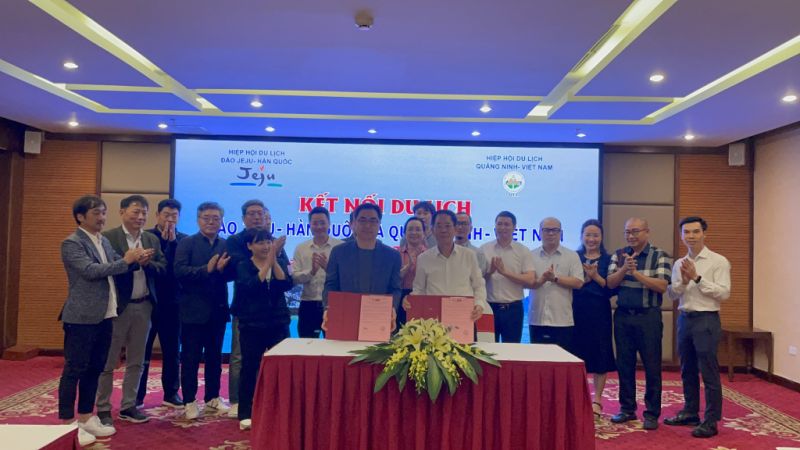 Hiệp hội Du lịch Quảng Ninh, Việt Nam và Hiệp hội Du lịch đảo Jeju, Hàn Quốc ký kết thỏa thuận hợp tác xúc tiến phát triển sản phẩm du lịch.