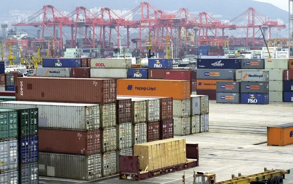 Xuất khẩu của Hàn Quốc tiếp tục xu hướng phục hồi mạnh