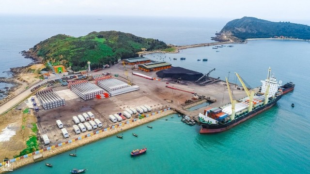 Dự án mở rộng dự án Cảng tổng hợp quốc tế Hòn La là một trong những cảng quan trọng, có tầm chiến lược đối với phát triển kinh tế - xã hội quốc gia nói chung và tỉnh Quảng Bình nói riêng.