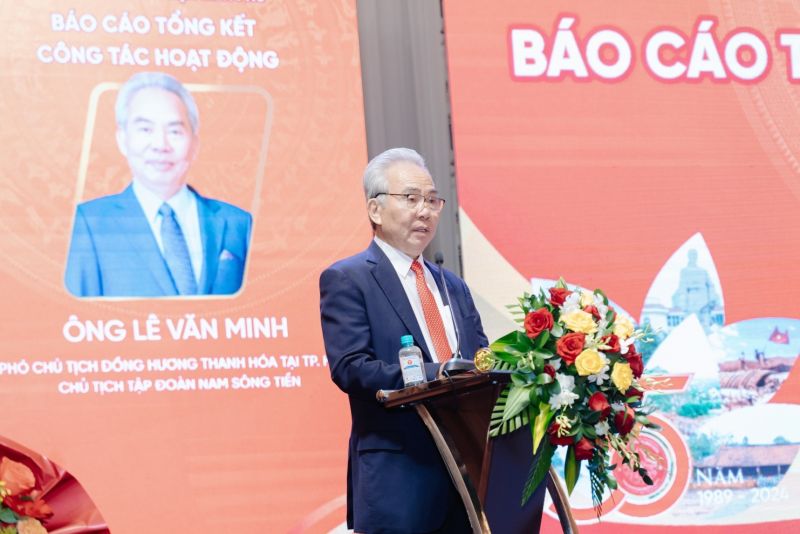 Ông Lê Văn Minh - Phó Chủ tịch kiêm Trưởng ban kiểm tra Đồng hương Thanh Hóa tại TP. Hồ Chí Minh báo cáo tổng kết 35 35 năm hình thành và phát triển