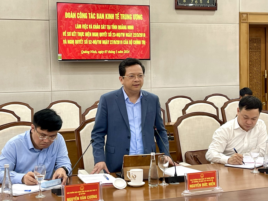 Ông Nguyễn Đức Hiền, Phó Trưởng Ban Kinh tế Trung ương, Trưởng đoàn công tác phát biểu tại buổi làm việc.
