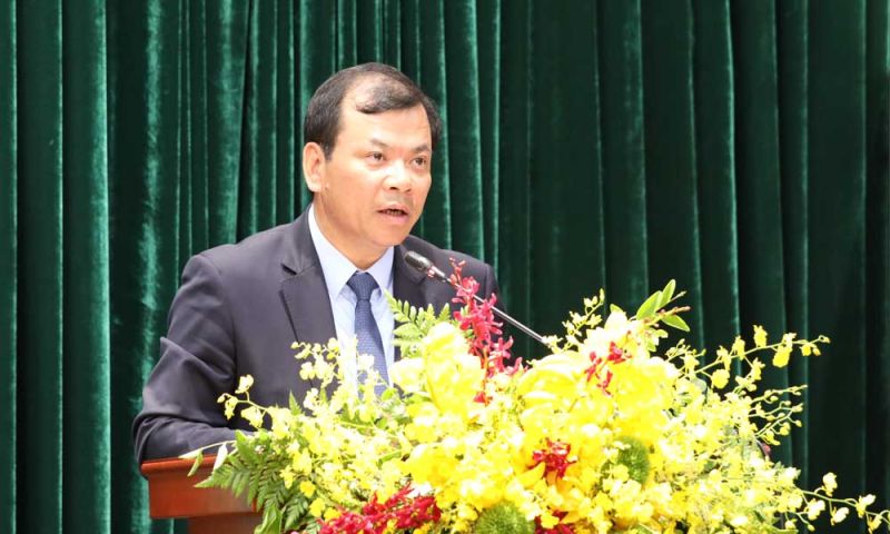 Ông Phan Thế Tuấn, Phó Chủ tịch UBND tỉnh Bắc Giang phát biểu tại hội nghị.