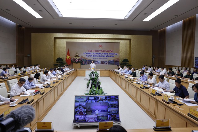 Phó Thủ tướng Trần Lưu Quang yêu cầu phải tăng cường công tác kiểm tra, giám sát, đặc biệt là trước mùa mưa lũ - Ảnh: VGP/Hải Minh