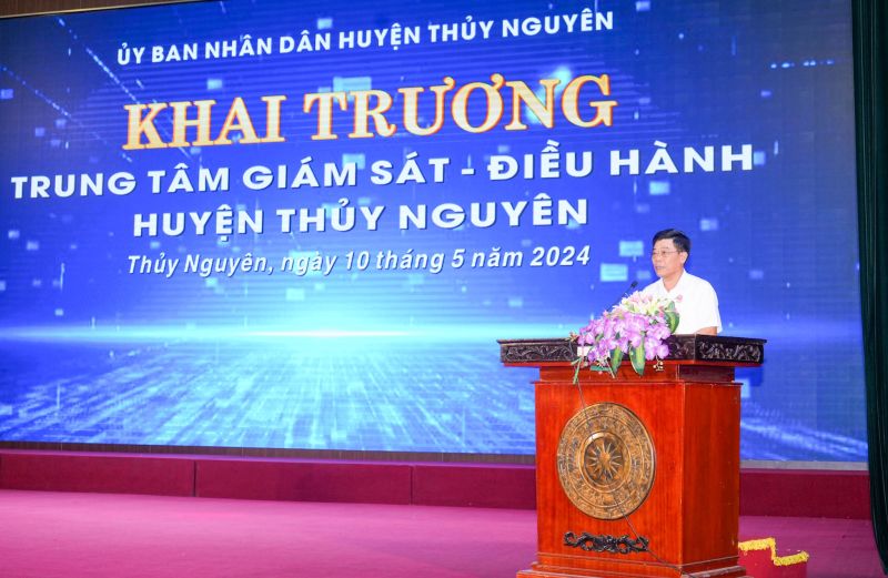Chủ tịch UBND huyện Thuỷ Nguyên Nguyễn Huy Hoàng phát biểu tại sự kiện.