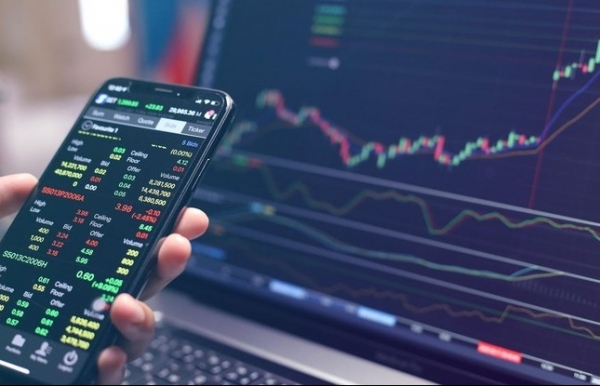 VN-Index hôm nay: Dòng tiền đang có tâm lý “mua đuổi” FOMO