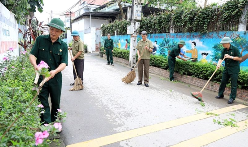 Vĩnh Tường huy động các tổ chức chính trị - xã hội tham gia xây dựng tuyến đường xanh – sạch – đẹp.