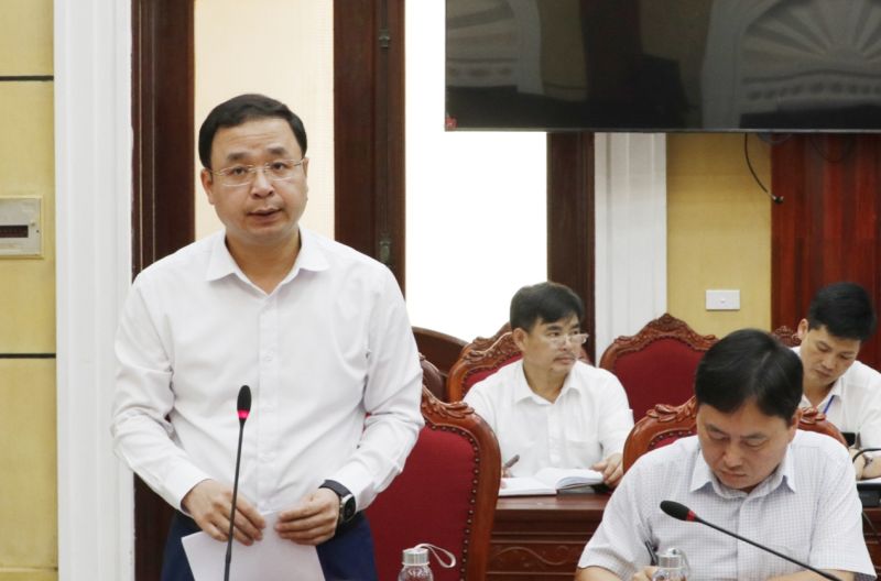 Gi&aacute;m đốc sở Gi&aacute;o dục & Đ&agrave;o tạo Bắc Ninh Nguyễn Thế Sơn ph&aacute;t biểu tại hội nghị.