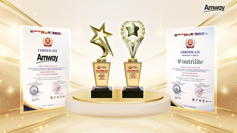 Amway với giải thưởng Doanh nghiệp tiêu biểu ASEAN và Nutrilite với giải Thương hiệu nổi tiếng ASEAN