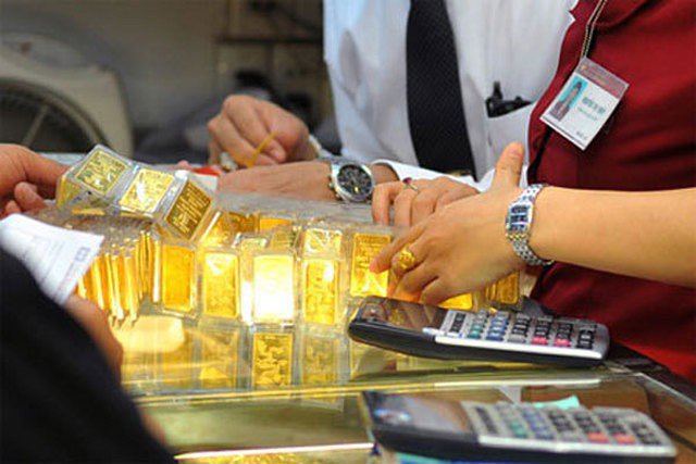 Sẽ dừng đấu thầu vàng để triển khai phương án bình ổn thị trường vàng