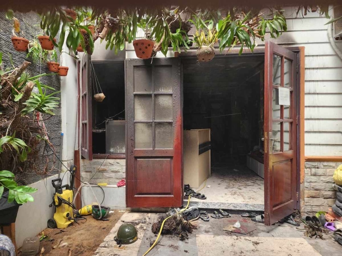 Hiện trường vụ cháy trong hẻm đường Nguyễn Cửu Vân, phường 17, quận Bình Thạnh. TP. Hồ Chí Minh làm 1 người tử vong hôm 30/5 vừa qua (Ảnh: Đình Văn)