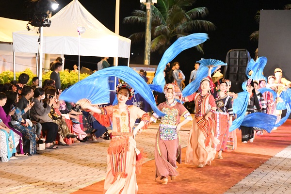 Biểu diễn thời trang tại Festival Biển Nha Trang- Khánh Hòa 2023 (minh họa)