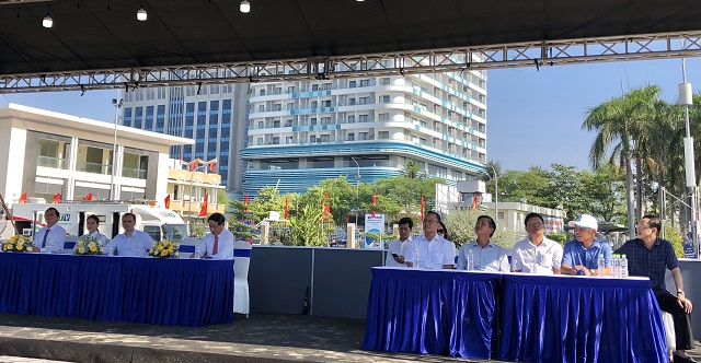 - Đại biểu lãnh đạo, quan khách dự Lễ khai mạc giải. Ảnh: Viết Hiền - Đại biểu lãnh đạo, quan khách dự Lễ khai mạc giải. Ảnh: Viết Hiền