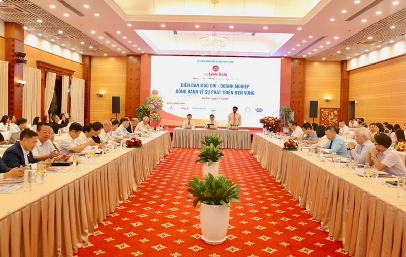 Báo chí - doanh nghiệp đồng hành vì sự phát triển bền vững