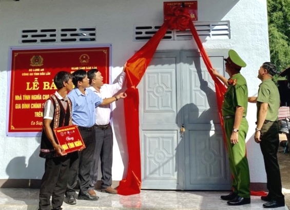 Huyện Ea Súp hoàn thành xây dựng 80 căn nhà tình nghĩa