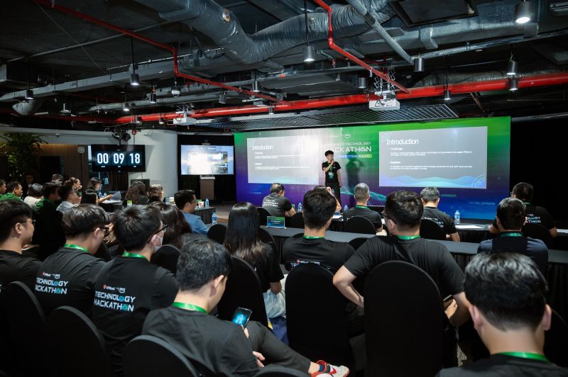 Vòng Chung kết cuộc thi VPBank Technology Hackathon 2024