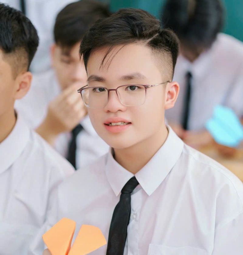 Em Hoàng Đức Mạnh là thủ khoa vào lớp 10 Trường THPT chuyên Lam Sơn năm học 2024-2025