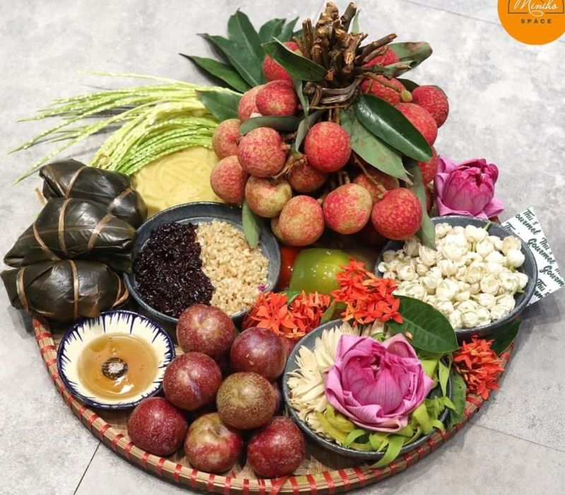 Tại Việt Nam, ng&agrave;y Tết Đoan ngọ c&ograve;n được gọi l&agrave; ng&agrave;y giết s&acirc;u bọ.