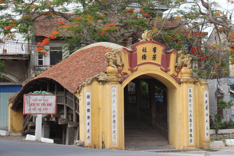 Cầu ngói chợ Lương có tuổi đời hơn 500 năm
