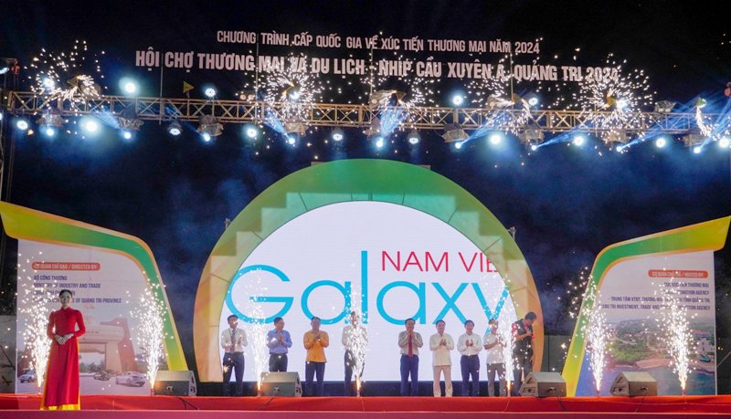 Hội chợ Nhịp cầu Xuyên Á - Quảng Trị năm 2024 hiệu quả, thu hút người tiêu dùng