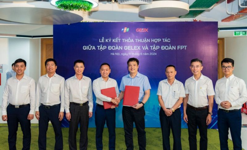 Đại diện Tập đoàn FPT và Tập đoàn GELEX ký kết thỏa thuận hợp tác.