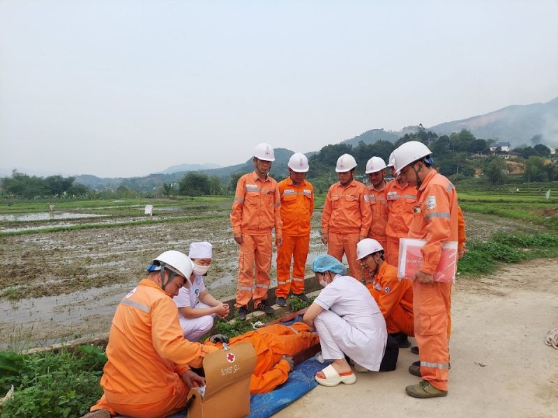 2,3 Điện lực Bình Liêu diễn tập phòng chống thiên tai tìm kiếm cứu nạn năm 2024