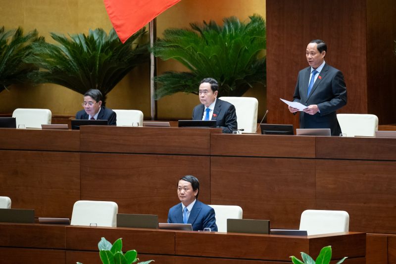 Phó Chủ tịch Quốc hội Trần Quang Phương phát biểu kết luận nội dung thảo luận.