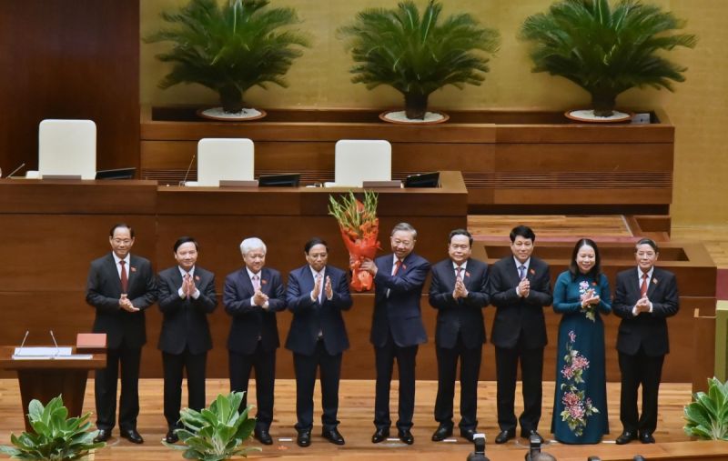 Lãnh đạo Đảng, Nhà nước, Quốc hội, Chính phủ chúc mừng Đại tướng Tô Lâm trong Lễ tuyên thệ nhậm chức Chủ tịch nước CHXHCN Việt Nam.