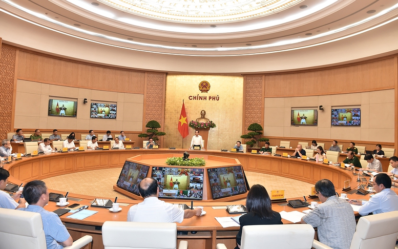 Phó Thủ tướng đánh giá cao và khuyến khích các địa phương ban hành chính sách riêng của địa phương mình để hỗ trợ công tác chống IUU - Ảnh: VGP/Hải Minh
