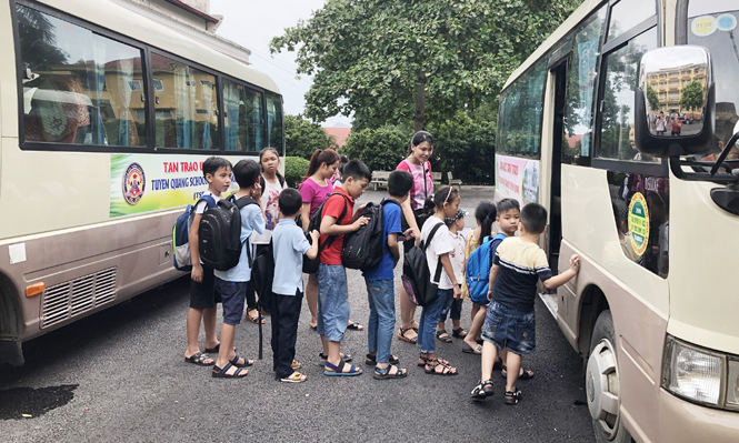 TP. Hồ Chí Minh bảo đảm an toàn giao thông đối với xe ô tô đưa đón học sinh