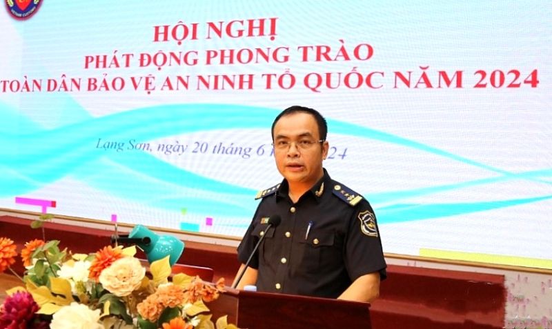 Cục trưởng Cục Hải quan Lạng Sơn Nguyễn Hồng Linh phát động phong trào