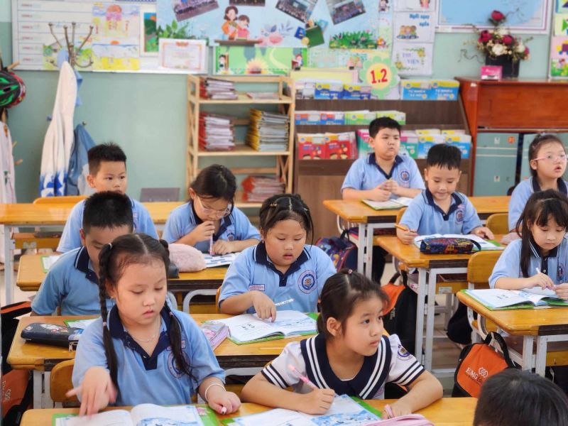 TP. Hồ Chí Minh bắt đầu thực hiện học bạ số cho gần 133.000 học sinh lớp 1