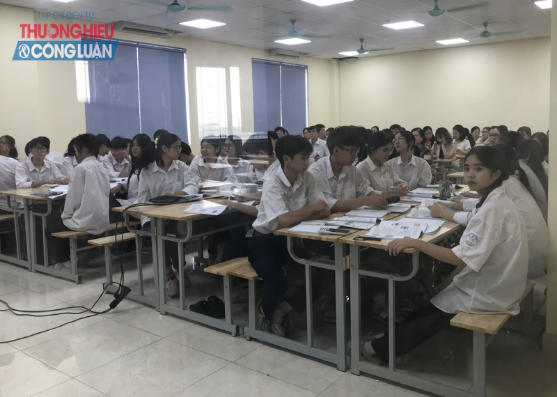 Vì sao, thí sinh không còn mặn mà với ngành ‘hot’?