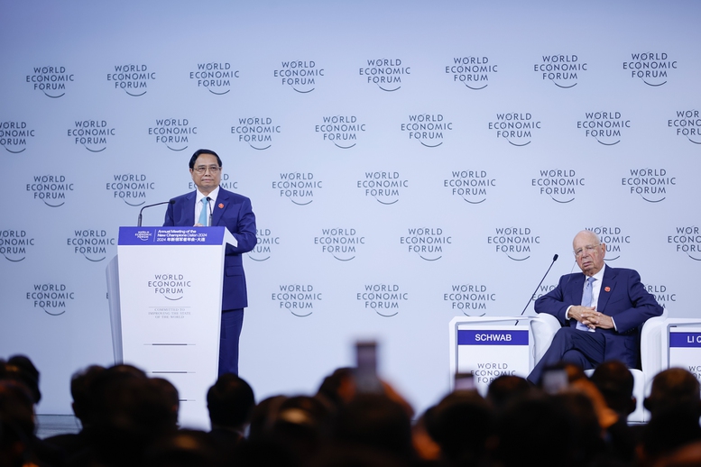 Thủ tướng Phạm Minh Chính chia sẻ nhận định sâu sắc về 5 đặc điểm nổi bật của kinh tế thế giới cùng 3 yếu tố chủ đạo tác động, ảnh hưởng tới thế giới hiện nay và 3 lĩnh vực tiên phong định hình thế giới tương lai - Ảnh: VGP/Nhật Bắc