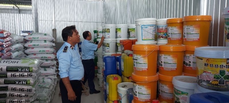 Cục QLTT Vĩnh Long phát hiện, xử lý hơn 200 vụ vi phạm